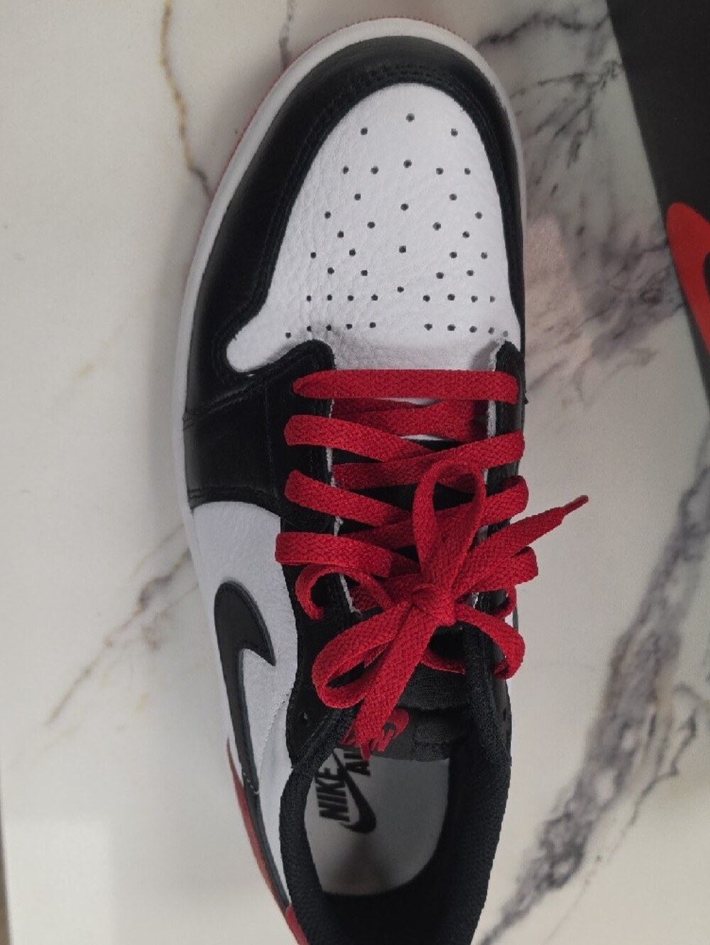 Nike Low-Top Sneakers in Black, White, and Red - Picture 4 of 8